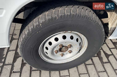 Грузовой фургон Mercedes-Benz Sprinter 2002 в 