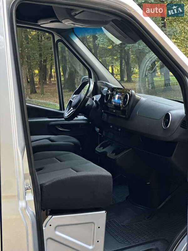 Грузовой фургон Mercedes-Benz Sprinter 2018 в Черновцах
