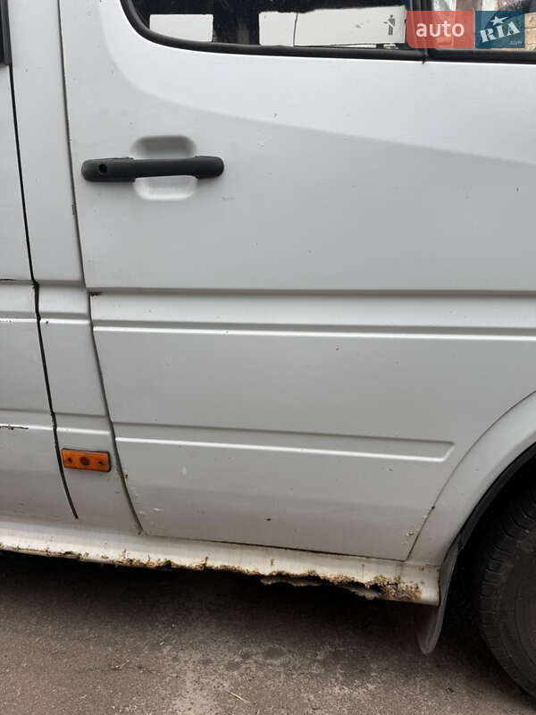 Пригородный автобус Mercedes-Benz Sprinter 1999 в Житомире фото 2 Пригородный автобус Mercedes-Benz Sprinter 1999 в Житомире