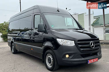 Грузовой фургон Mercedes-Benz Sprinter 2019 в 