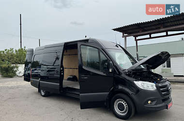 Грузовой фургон Mercedes-Benz Sprinter 2019 в 