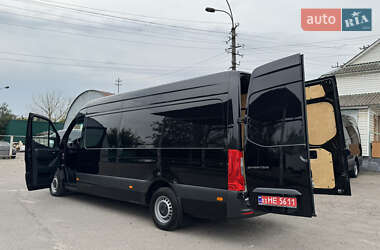 Грузовой фургон Mercedes-Benz Sprinter 2019 в 