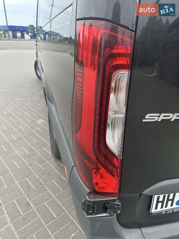 Грузовой фургон Mercedes-Benz Sprinter 2020 в Нововолынске