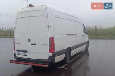 Грузовой фургон Mercedes-Benz Sprinter 2021 в 