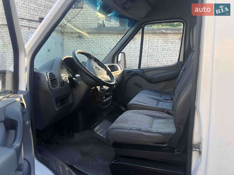 Грузовой фургон Mercedes-Benz Sprinter 2005 в Киеве