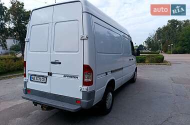 Вантажний фургон Mercedes-Benz Sprinter 2005 в 