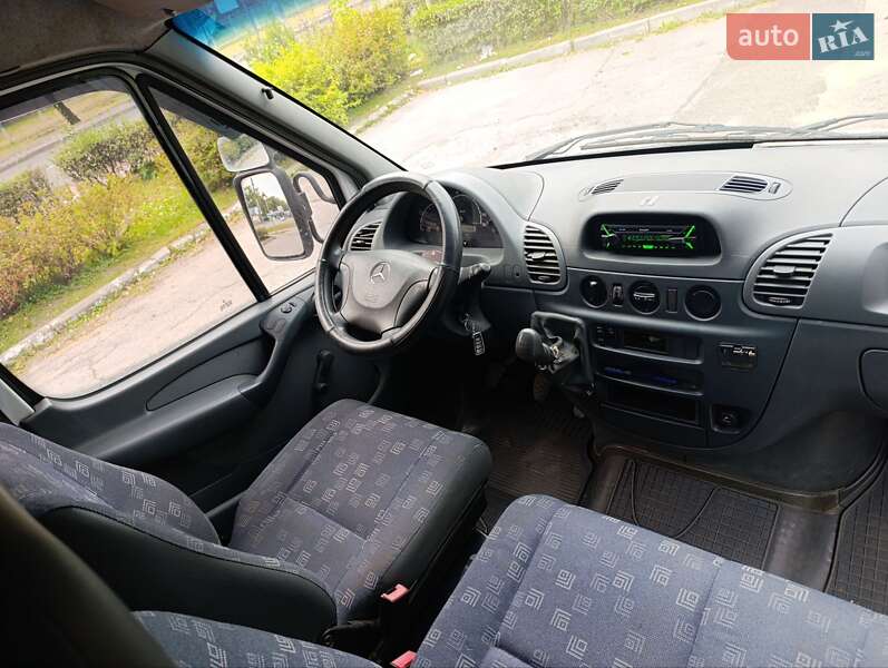 Вантажний фургон Mercedes-Benz Sprinter 2005 в Броварах