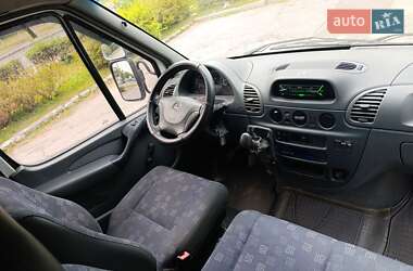Вантажний фургон Mercedes-Benz Sprinter 2005 в 