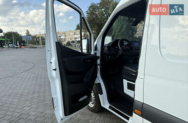 Грузовой фургон Mercedes-Benz Sprinter 2021 в 