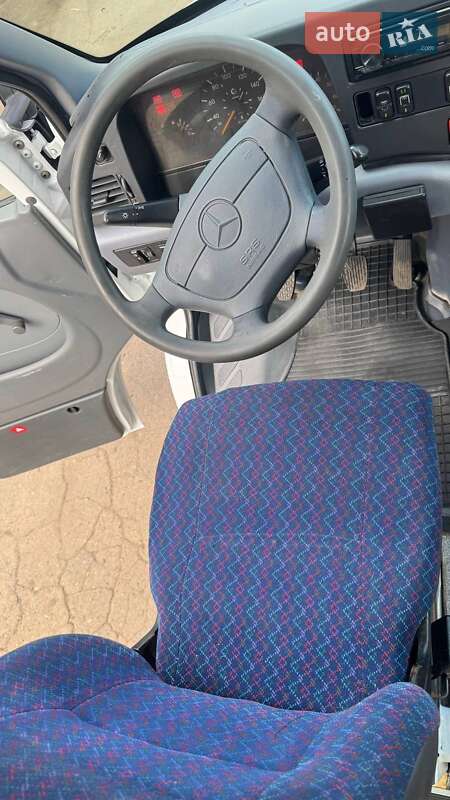 Городской автобус Mercedes-Benz Sprinter 1998 в Кривом Роге