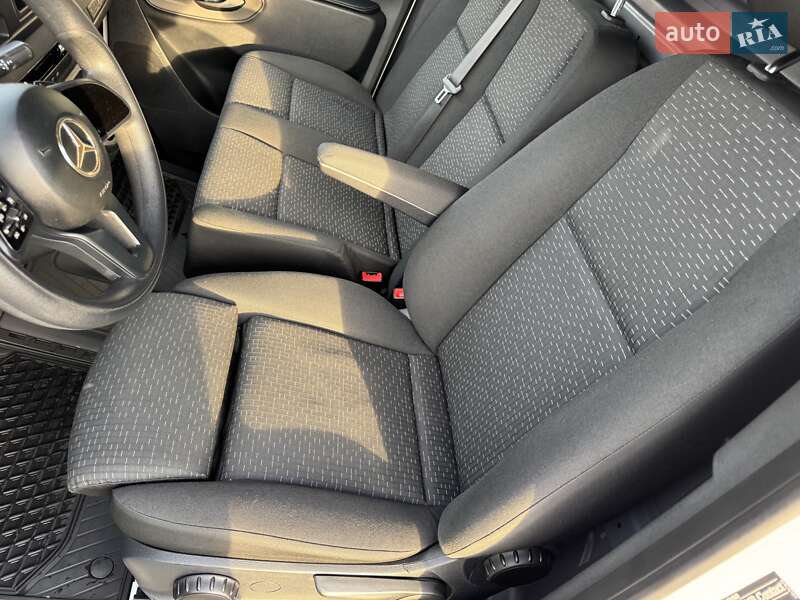 Вантажний фургон Mercedes-Benz Sprinter 2018 в Хусті