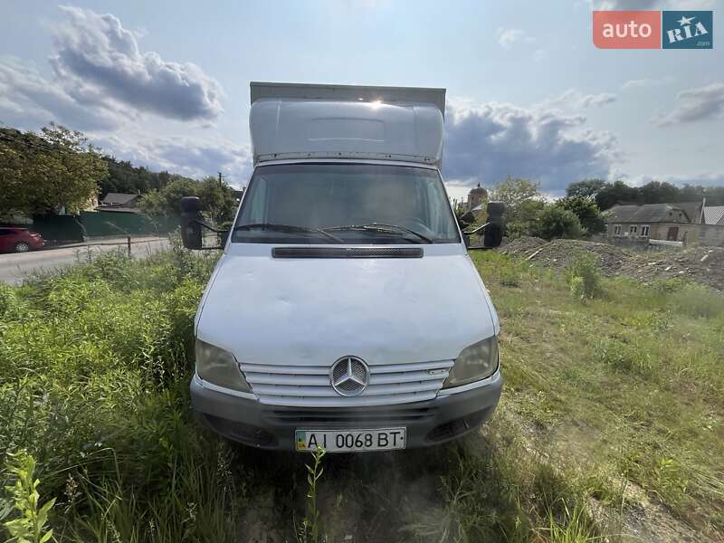 Mercedes-Benz Sprinter 2005