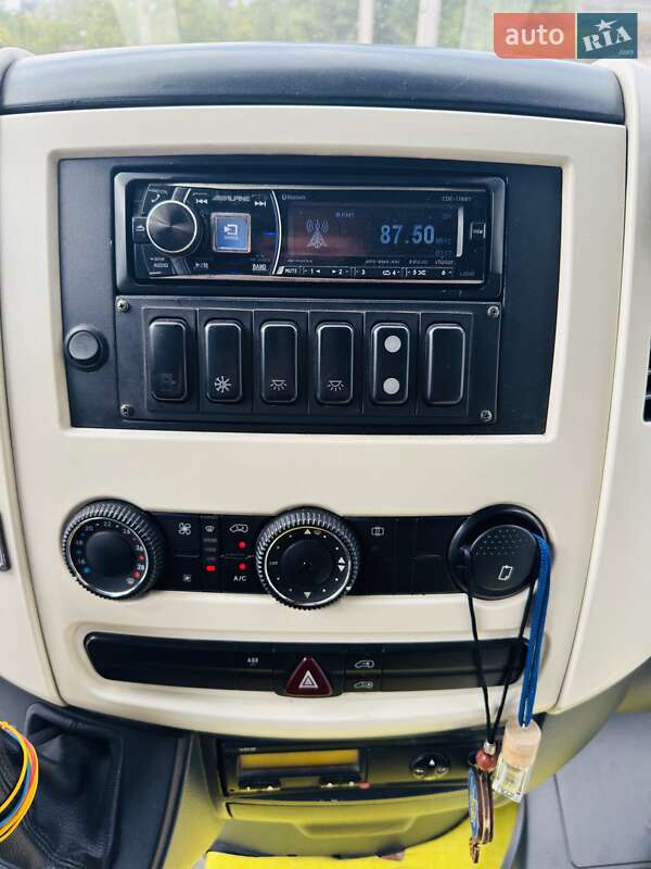 Микроавтобус Mercedes-Benz Sprinter 2011 в Днепре