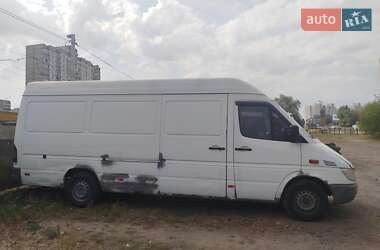 Грузовой фургон Mercedes-Benz Sprinter 2003 в 