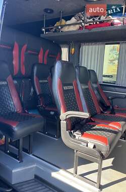 Микроавтобус Mercedes-Benz Sprinter 2012 в 