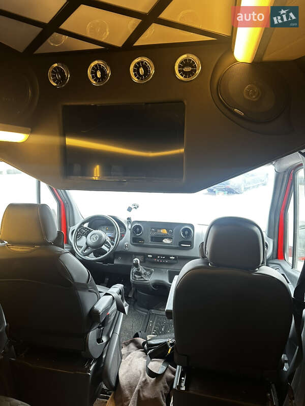 Туристический / Междугородний автобус Mercedes-Benz Sprinter 2019 в Кривом Роге