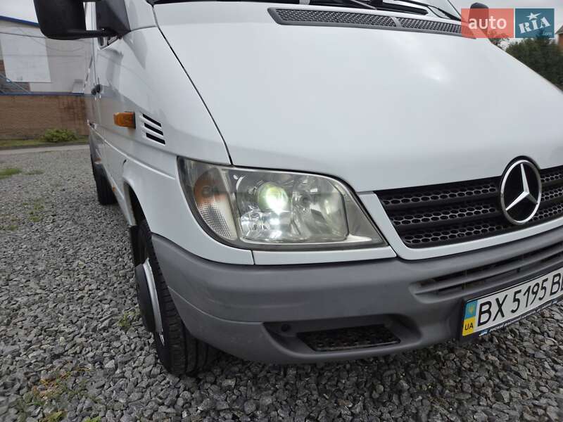 Грузовой фургон Mercedes-Benz Sprinter 2005 в Хмельницком