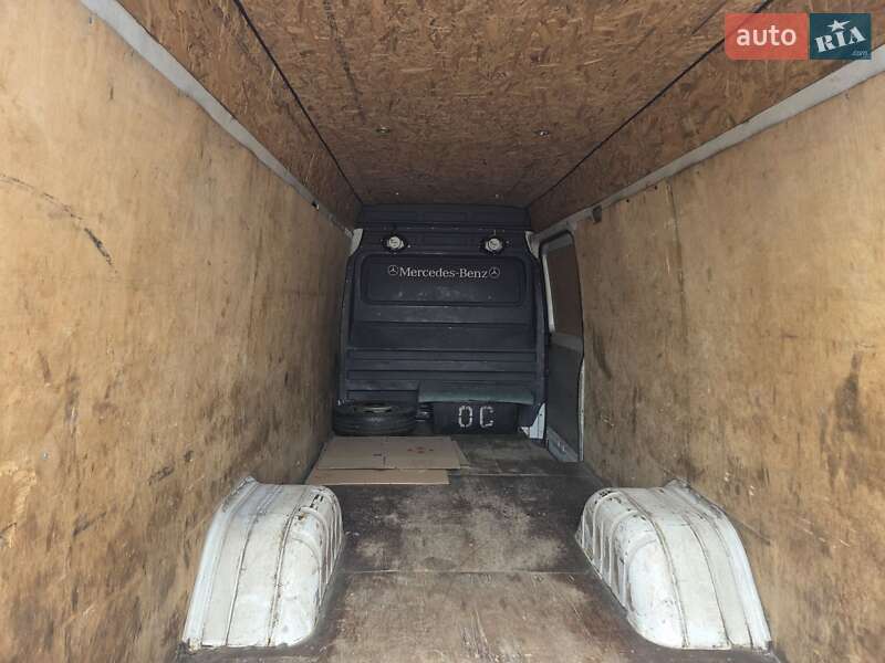 Грузовой фургон Mercedes-Benz Sprinter 2005 в Хмельницком