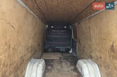 Грузовой фургон Mercedes-Benz Sprinter 2005 в 