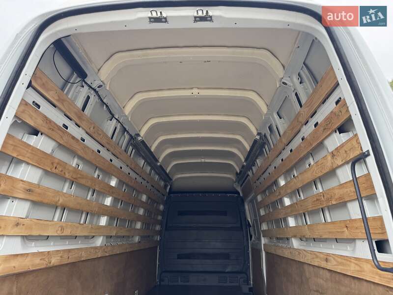 Грузовой фургон Mercedes-Benz Sprinter 2017 в Дубно фото 56 Грузовой фургон Mercedes-Benz Sprinter 2017 в Дубно