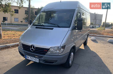Грузовой фургон Mercedes-Benz Sprinter 2005 в 