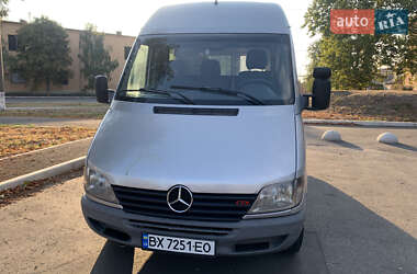 Грузовой фургон Mercedes-Benz Sprinter 2005 в 