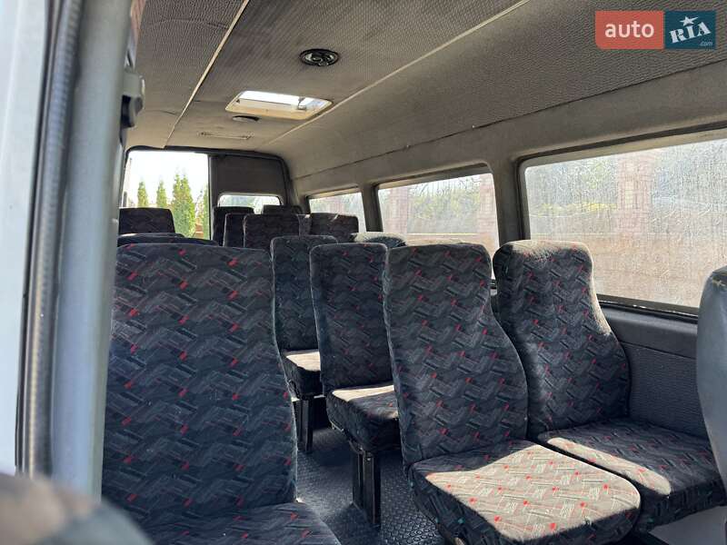 Микроавтобус Mercedes-Benz Sprinter 1999 в Черновцах