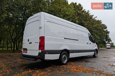 Грузовой фургон Mercedes-Benz Sprinter 2020 в 