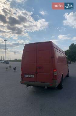 Грузовой фургон Mercedes-Benz Sprinter 2004 в 