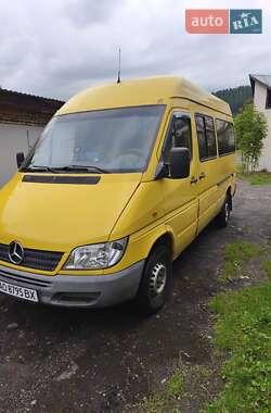 Мікроавтобус Mercedes-Benz Sprinter 2004 в  фото 2 Мікроавтобус Mercedes-Benz Sprinter 2004 в