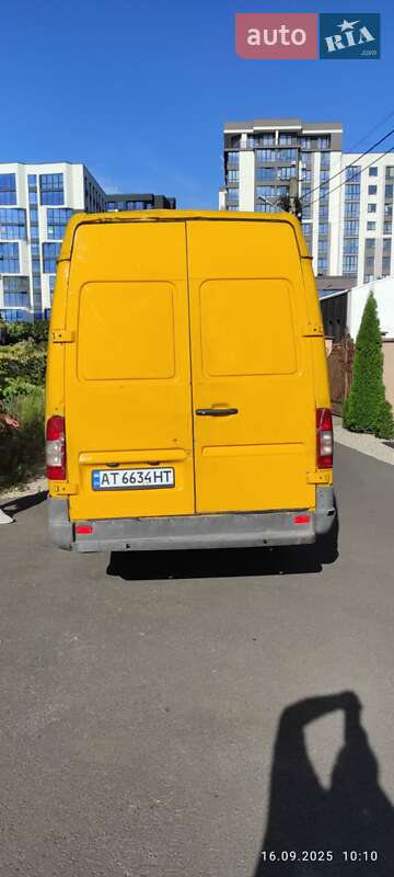 Грузовой фургон Mercedes-Benz Sprinter 2004 в Езуполе