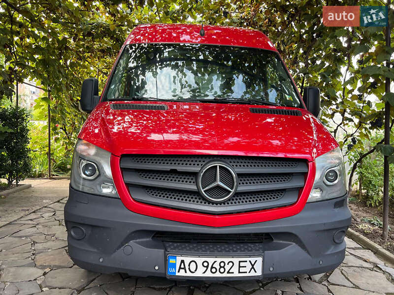 Грузовой фургон Mercedes-Benz Sprinter 2016 в Ужгороде