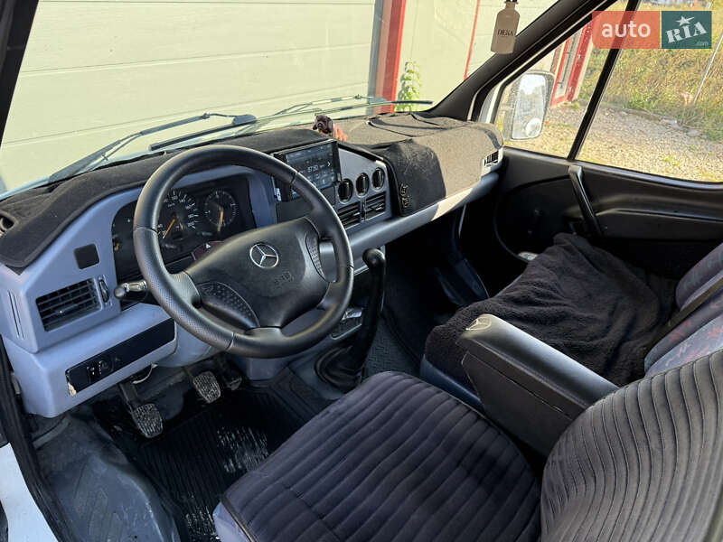 Грузовой фургон Mercedes-Benz Sprinter 1999 в Тернополе