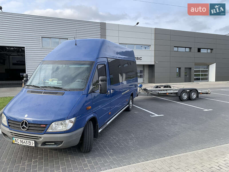 Микроавтобус Mercedes-Benz Sprinter 2006 в Нововолынске