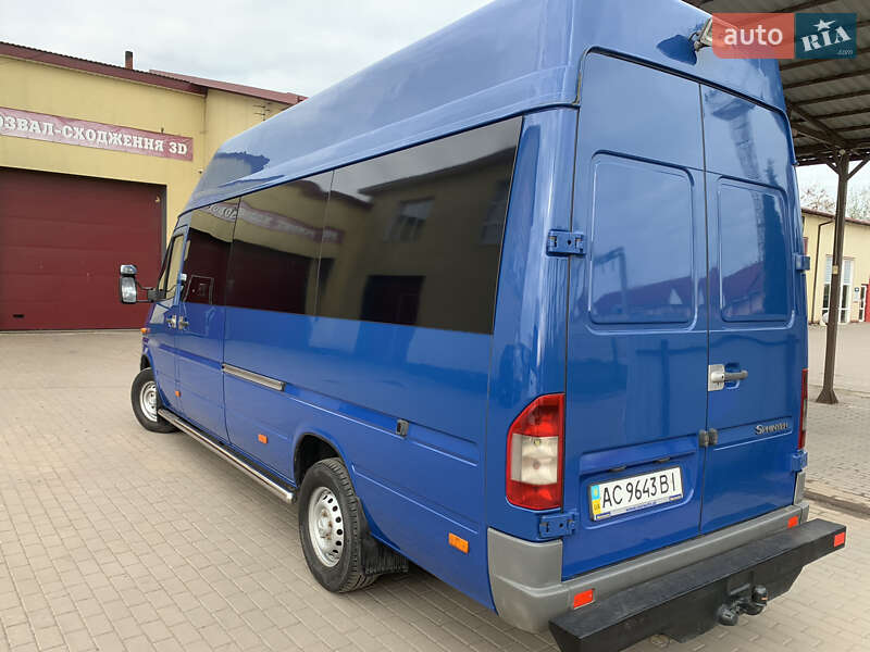 Микроавтобус Mercedes-Benz Sprinter 2006 в Нововолынске