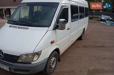 Приміський автобус Mercedes-Benz Sprinter 2002 в Коростені