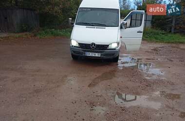 Приміський автобус Mercedes-Benz Sprinter 2002 в Коростені