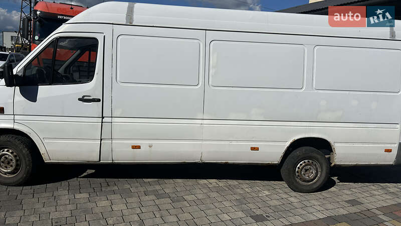 Грузовой фургон Mercedes-Benz Sprinter 2006 в Мукачево