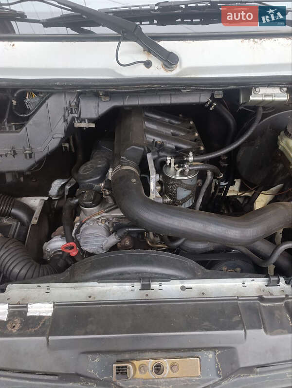 Грузовой фургон Mercedes-Benz Sprinter 2000 в Одессе