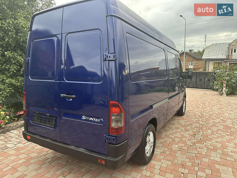 Грузовой фургон Mercedes-Benz Sprinter 2004 в Тернополе