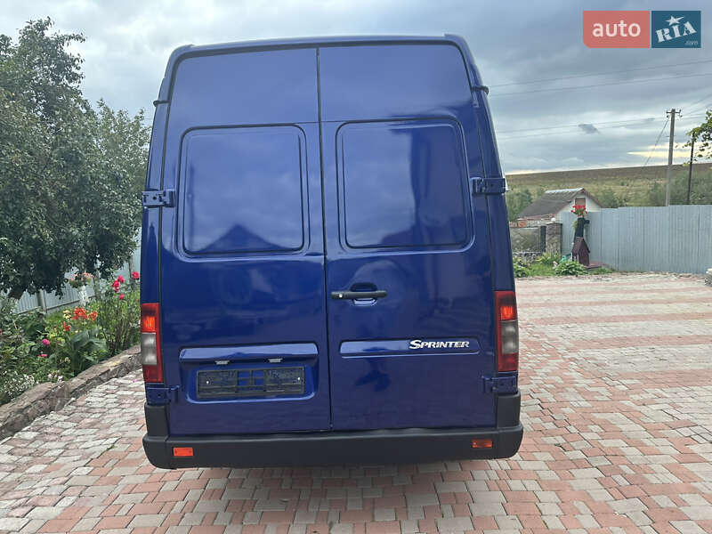 Грузовой фургон Mercedes-Benz Sprinter 2004 в Тернополе