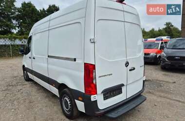 Грузовой фургон Mercedes-Benz Sprinter 2021 в 