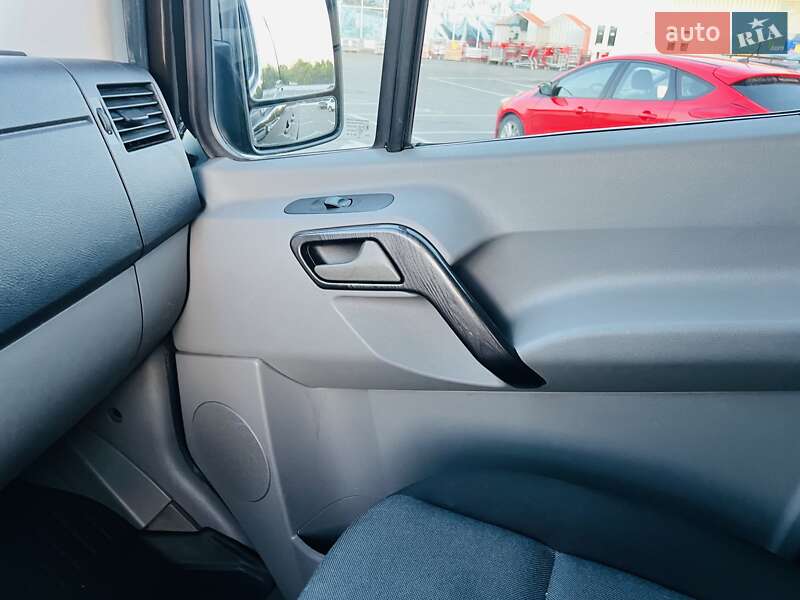 Вантажний фургон Mercedes-Benz Sprinter 2018 в Дніпрі