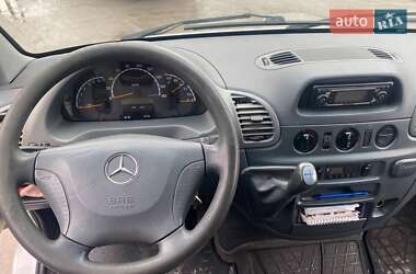Грузовой фургон Mercedes-Benz Sprinter 2004 в 