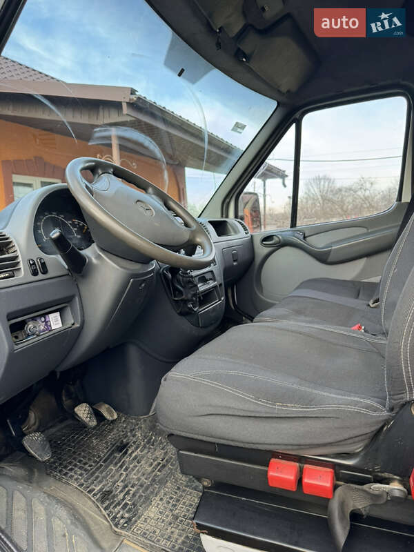 Другие грузовики Mercedes-Benz Sprinter 2004 в Вижнице