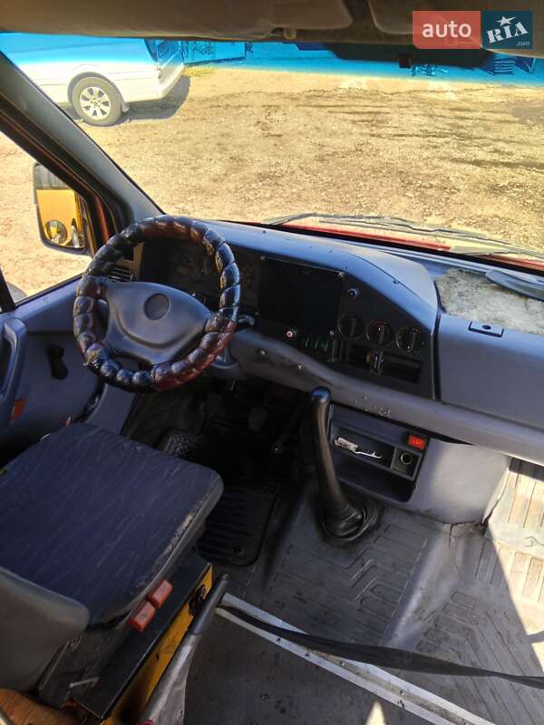 Городской автобус Mercedes-Benz Sprinter 2000 в Кривом Роге