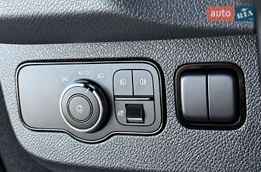 Тентованый Mercedes-Benz Sprinter 2022 в 