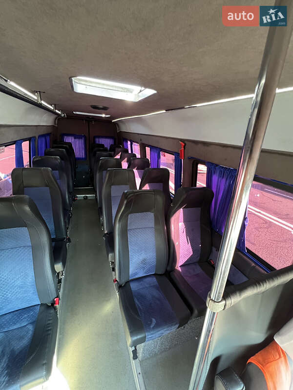 Микроавтобус Mercedes-Benz Sprinter 2002 в Киеве