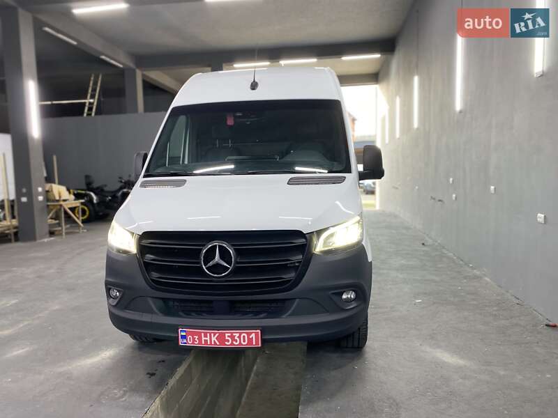 Грузовой фургон Mercedes-Benz Sprinter 2021 в Хусте