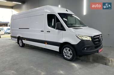 Грузовой фургон Mercedes-Benz Sprinter 2021 в 